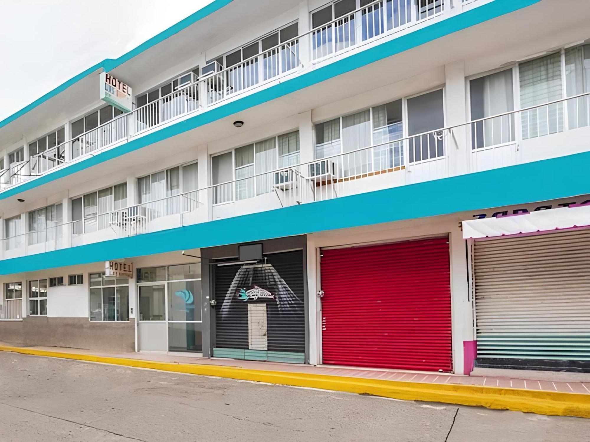 Hotel Las Brisas كاتيماكو المظهر الخارجي الصورة