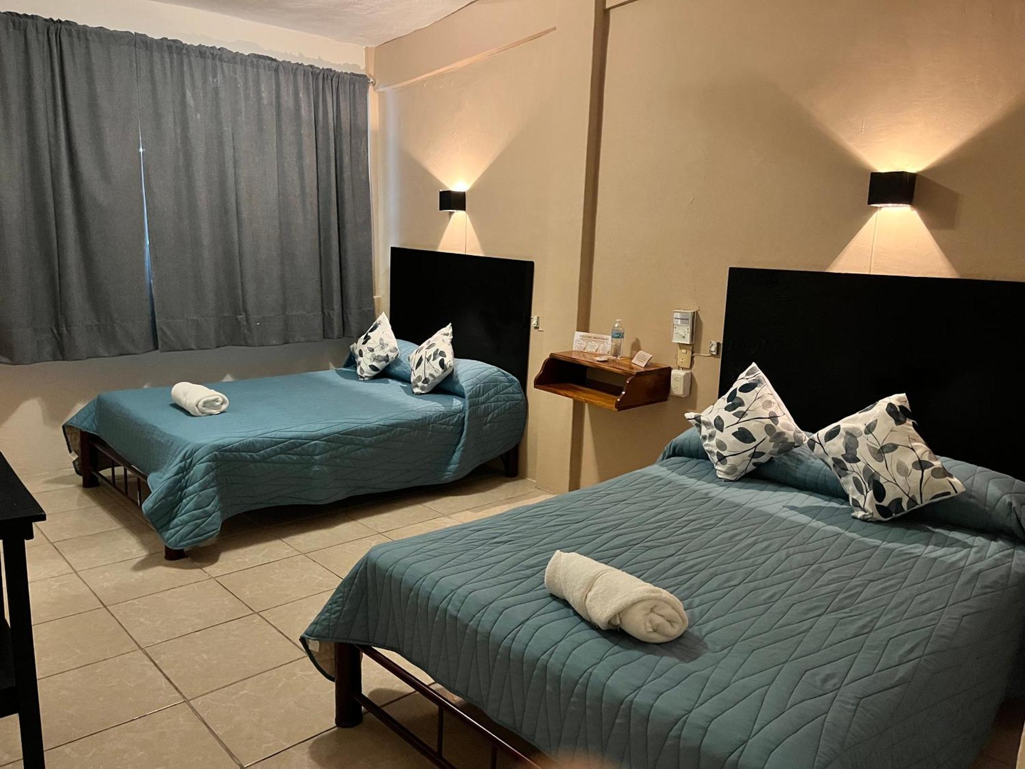 Hotel Las Brisas كاتيماكو المظهر الخارجي الصورة